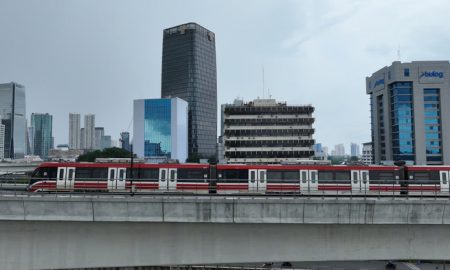 Libur Hari Buruh 1 Mei, Tarif LRT Jabodebek Maksimal Rp10.000 untuk Semua Perjalanan. Sumber: VRITIMES.com