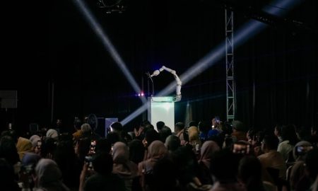 Peluncuran Brainlab Cirq Robotic Suite (Sumber : VRITIMES.com)