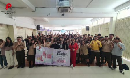 Creating Educational Content That’s Still Entertaining Workshop with Priska Sahanaya & Beauty Class Fanbo at SMA Santo Belarminus (Sumber: VRITIMES.com)