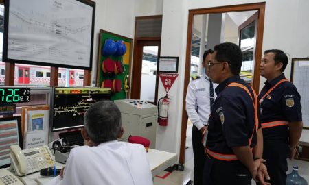 Pastikan Operasional KA Tetap Aman Memasuki Musim Penghujan dan Jelang Masa Nataru, KAI Daop 6 Yogyakarta Lakukan Inspeksi Lintas (Sumber: VRITIMES.com)