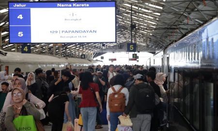 KAI Daop 2 Bandung Sukses Layani Angkutan Nataru 2025/2026 dengan Zero Accident (Sumber: VRITIMES.com)