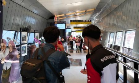 165 Relawan Dari Komunitas Railfans dan Pramuka Tinggalkan Libur Lebaran, Memilih Layani Pelanggan di wilayah KAI Daop 2 Bandung. (Sumber : VRITIMES.com)