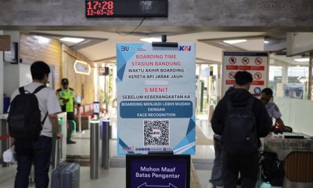 KAI Daop 2 Bandung Ingatkan Pelanggan Datang Lebih Awal. Sumber : vritimes.com