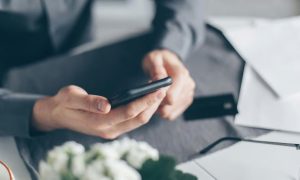 E Wallet Makin Jadi Andalan Cara Kerja, Tren Pengguna, dan Biayanya. sumber : vritimes.com