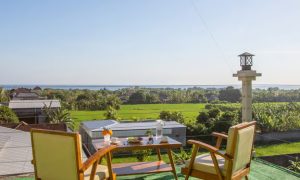 Tren Pariwisata Seririt Bali Destinasi Tenang di Bali Utara yang Mulai Menarik Perhatian Wisatawan. (Sumber : VRITIMES.com)