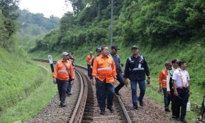 Jajaran Manajemen KAI Daop 2 Bandung Pastikan Keselamatan Perjalanan KA. (Sumber : VRITIMES.com)