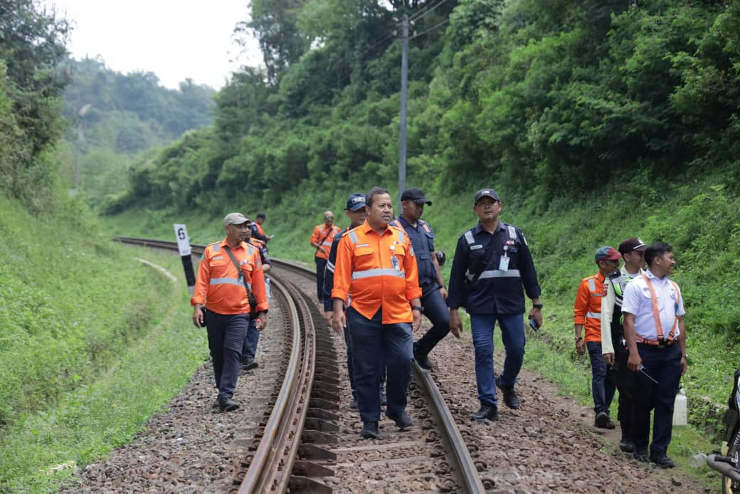 Jajaran Manajemen KAI Daop 2 Bandung Pastikan Keselamatan Perjalanan KA. (Sumber : VRITIMES.com)