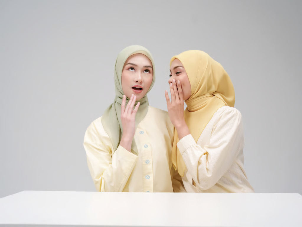 Mengusung Konsep Timeless Fashion, napocut Ungkap Rahasia Hijab Paris Tetap Tegak Paripurna Hingga 100x Cuci. SUMBER : VRITIMES.COM