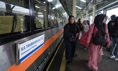 PT KAI Daop 2 Bandung Siapkan 27 Perjalanan KA Selama Periode Libur Panjang Hari Buruh Internasional. SUMBER : vritimes.com