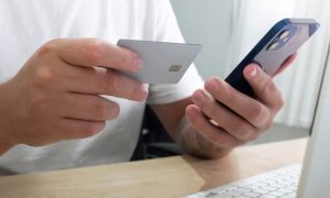 Tips Membayar Kartu Kredit Agar Tagihan Tidak Menumpuk. (Sumber : VRITIMES.com)