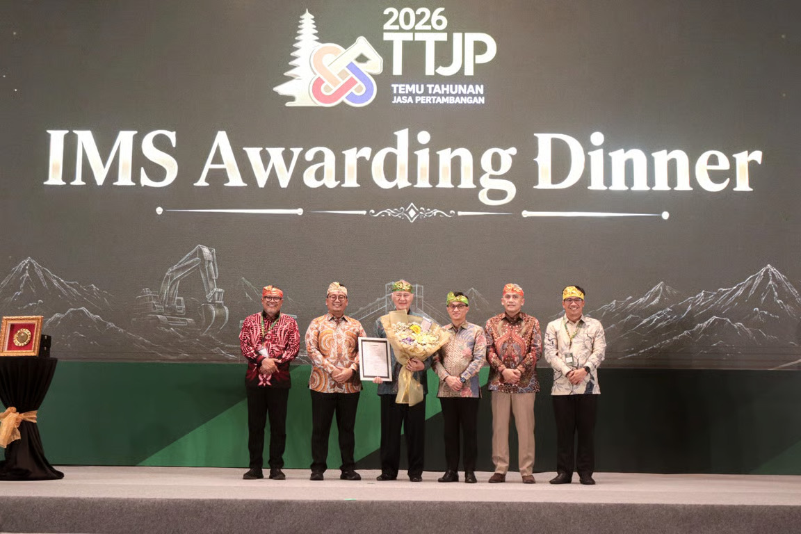 Terapkan Standar Pelayanan Unggul, SUCOFINDO Raih Predikat Emas Kategori Surveyor di Indonesia Mining Services Awards 2026. sumber : vritimes.com