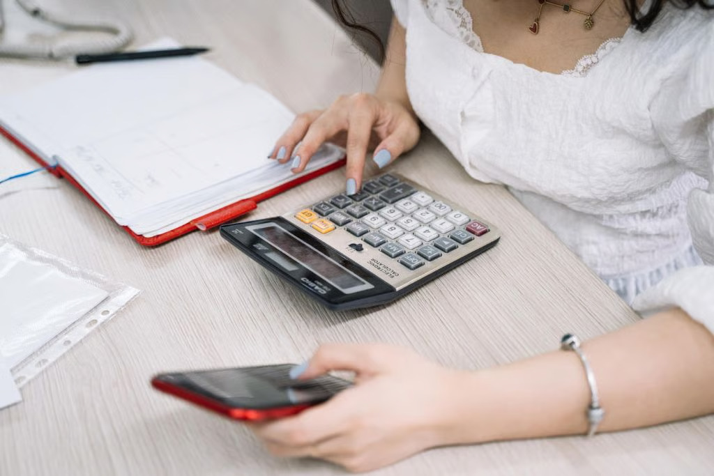 Menghitung Deposito Online untuk Tujuan Keuangan Jangka Panjang. SUMBER : VRITIMES.COM
