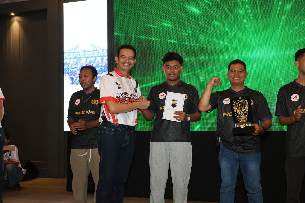 Bukan Sekadar Main Game, Polresta Cilacap Buka Ruang Prestasi Anak Muda Lewat Kapolresta Cilacap Esport Championship 2026 Free Fire. sumber : vritimes.com