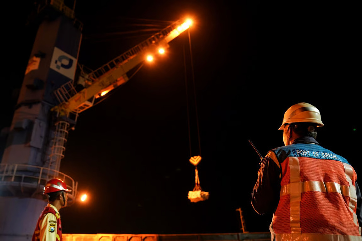 Dukung Hilirisasi Nikel, Pelindo Multi Terminal Optimalkan Layanan Terminal Kendari. SUMBER : VRITIMES.COM