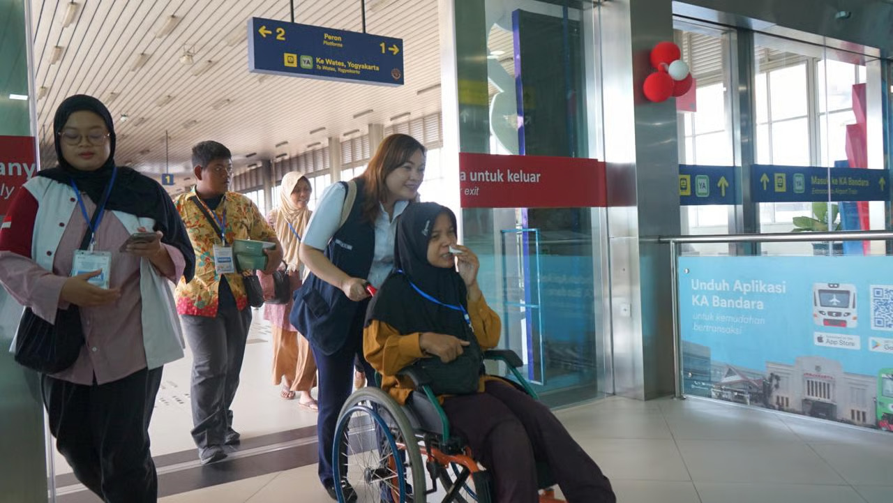 Perkenalkan Layanan KA YIA PSO, KAI Bandara Kembali Hadirkan “Teman Istimewa” Bersama Difabelzone. SUMBER : VRITIMES.COM