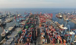 Lima Tahun Merger Pelindo, Standardisasi Jadi Kunci Efisiensi. sumber : vritimes.com