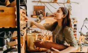 Sering Ganti Jualan, Efektifkah Kenali Cara Mengelola Usaha agar Lebih Terarah. (Sumber: VRITIMES.com)
